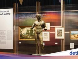 Jangan Kaget, Pameran Di Prancis Ini Khusus Untuk Pengunjung Telanjang