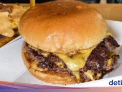 Smashed Burger yang Juicy Ini Viral Ke Jaksel