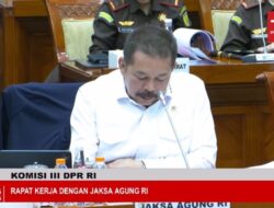 Anggota Lembaga Legis Latif Ramai-ramai Cecar Tindak Kejahatan Tom Lembong, Jaksa Agung Lempar Hingga Jampidsus