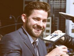 Siapa John Krasinski? Aktor Atau Aktris yang Dinobatkan Dari Sebab Itu Pria Terseksi Dunia 2024