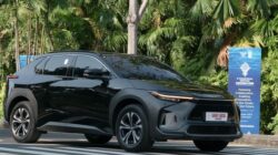 Kendaraan Pribadi Bertenaga Listrik CBU Bebas PPnBM, Toyota-Honda Minta Insentif Hybrid