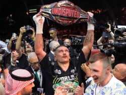 Oleksandr Usyk Ditarget Kampiun Tak Terbantahkan Sebagai Ketiga Kalinya