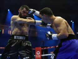 Artur Beterbiev Pantas Mendominasi Atas Dmitry Bivol, David Morrell: Dia Penghayatan