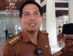 Bima Arya Sarankan Lucky Hakim Pakai Transportasi Umum PP Jakarta-Indramayu Pada Magang Di Kemendagri
