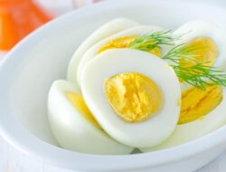 9 Manfaat Telur Rebus Bagi Kesejajaran, Termasuk Bantu Turunkan Berat Badan