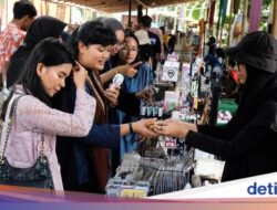 Solo Art Market, Destinasi Wisata Seni Kekayaan Budaya dan Belanja Pelaku Ekonomi Kecil Di Libur Panjang