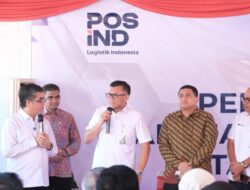 Menaker Tinjau Langsung Penyaluran BSU Bagi Peserta Aktif BPJS Ketenagakerjaan Ke Makassar
