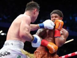 Pantaskah Shakur Stevenson Masuk 10 Petinju Kelas Ringan Terbaik Sepanjang Masa?