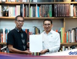 Fadli Zon Teken SK Skuat Kajian dan Pemugaran Situs Gunung Padang