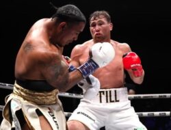 Biodata dan Agama Darren Till, Petinju yang Kalahkan Luke Rockhold Lewat KO Dramatis