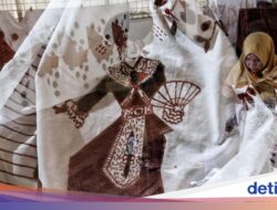 Goresan Cantik Tangan Ibu-ibu Tempattinggal Tangga Ke Batik Marunda