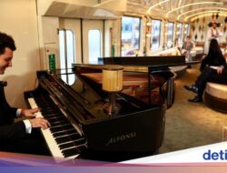 Sensasi Nostalgia Naik Kereta Bak Hingga Istana