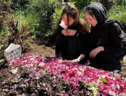 Isabella Viandra Bersama Sebab Itu Sorotan usai Posting foto Keluarga, Diduga Adik Tiri Marshanda