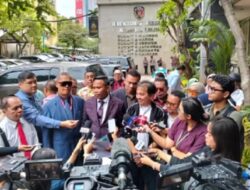 Roy Suryo Cs Bakal Pertanyakan 700 Barang Dagangan Bukti Ijazah Jokowi yang Disita Di Gelar Perkara Pidana Khusus