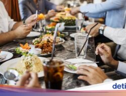 Ini Alasan Resto Halal Larang Pengunjung Bawa Minuman & Hewan Peliharaan