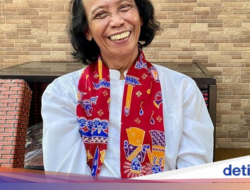 Mandra Semangat Promosikan Menu Pecak hingga Jengkol Jualannya