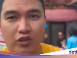 Aldi Taher Kini Jualan Burger Jumbo, Langsung Viral dan Cuan!