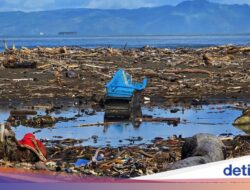 Sampah Abadi Ke Pantai Talanca Sukabumi
