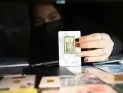 Harga Emas Antam Hari Ini Turun Rp50.000 Dari Sebab Itu Rp2,8 Juta per Gram