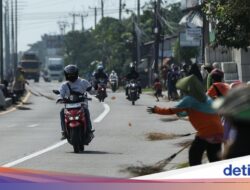 Penyapu Koin Di Jalanan Pantura Ditertibkan, Bertaruh Nyawa Untuk Uang Recehan