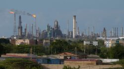 Putin Manfaatkan Lonjakan Harga Migas, Perusahaan Energi Rusia Diarahkan Segera Bayar Utang