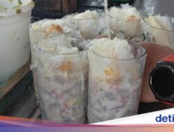 Cuma Rp 8 Ribu! Ini Es Goyobod Ude yang Legendaris Ke Garut Dari 1970