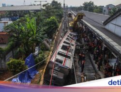Daftar Kereta yang Dibatalkan Imbas Insiden Ke Bekasi Timur