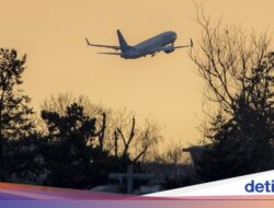 ‘Kiamat Penerbangan’ Eropa Ke Di Mata, Bahan Bakar Kian Menipis
