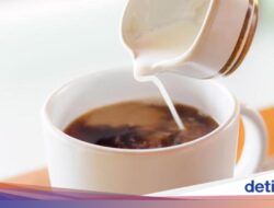 Sering Minum Minuman Kafein Pakai Krimer? Ahli Perawatan Kulit Beberkan Risikonya