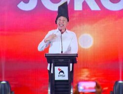 Jokowi Minta PSI Dukung Prabowo-Gibran 2 Periode, AHY: Pemungutan Suara Rakyat 2029 Masih Lama