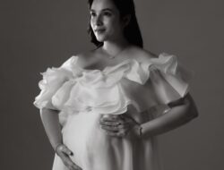 Kabar Sejahtera, Chelsea Islan Umumkan Kelahiran Anak Pertama