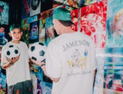 J Balvin dan KidSuper Satukan Alunan, Fesyen, dan Sepak Bola Untuk Promosi Politik Internasional