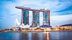 Menjelajahi Pesona Malaysia, Singapura & Thailand