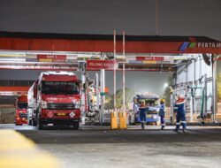Pulihkan Layanan BBM Hingga Bali, Pertamina Siagakan 108 Kendaraan Pribadi Tangki dan 66 SPBU 24 Jam